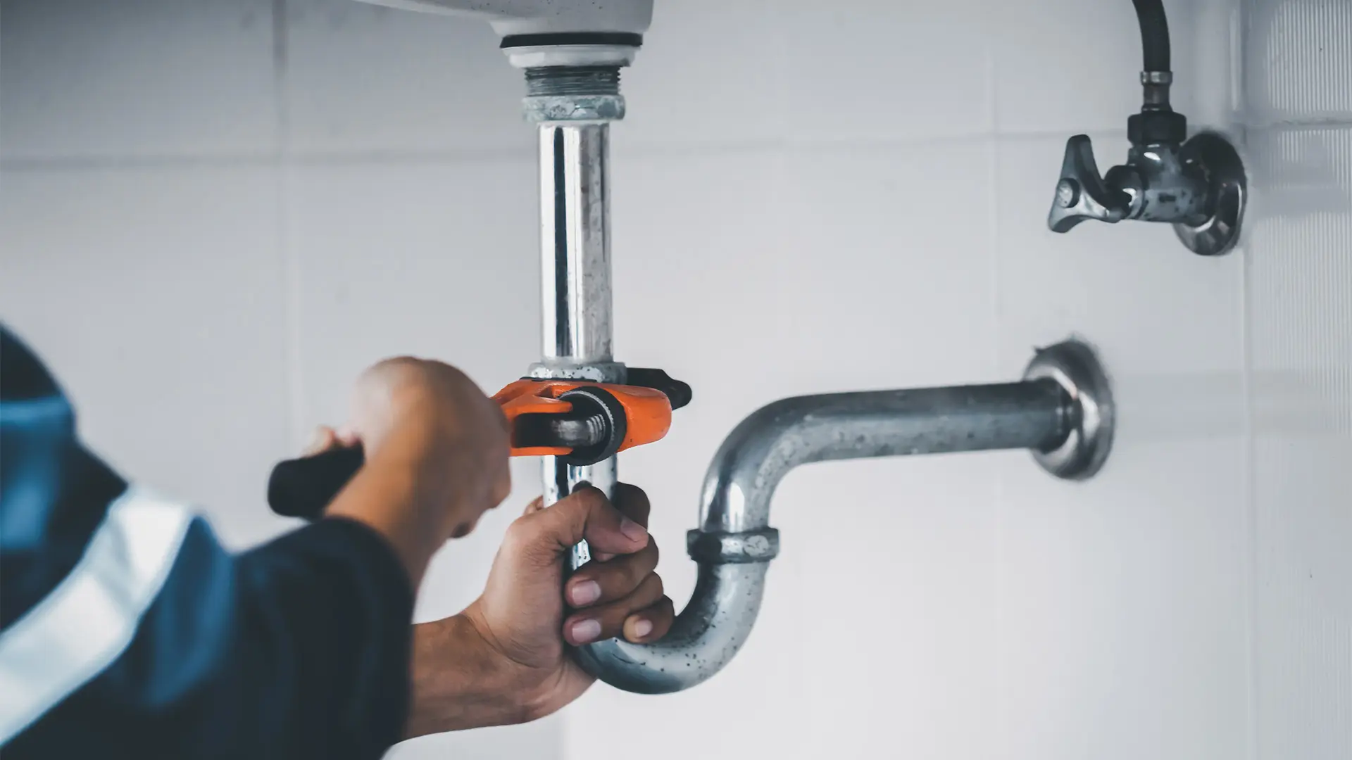 What to Expect When You Call Raul's Plumbing at Raul's Plumbing